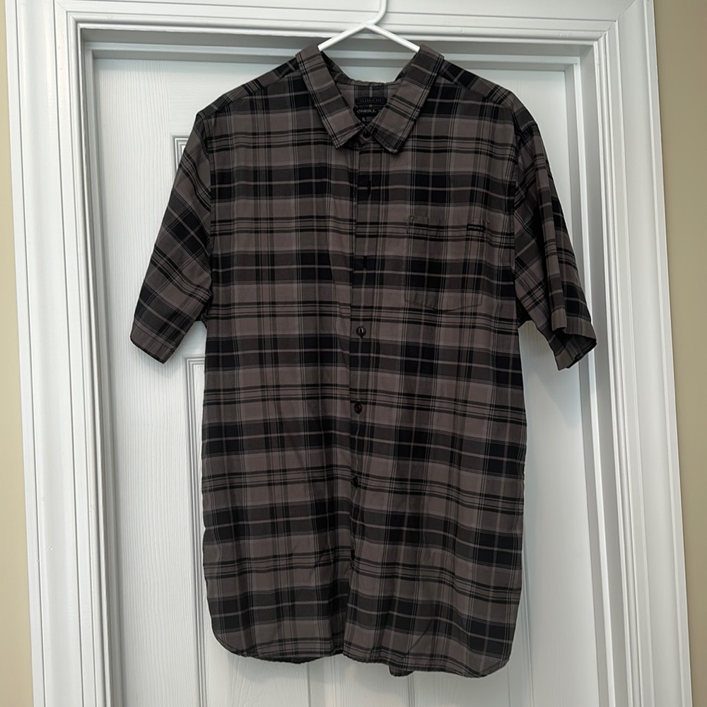 Men’s XL classic fit black/gray plaid shirt